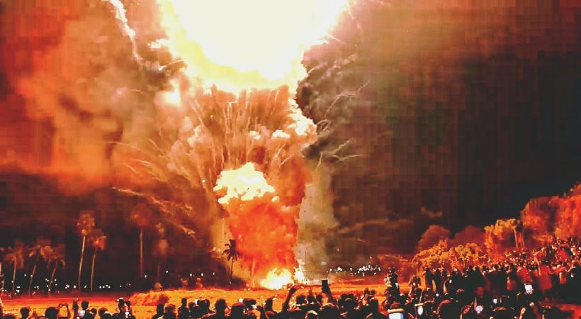 nenmara vela firework court