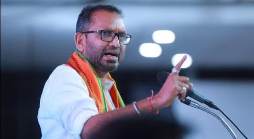 surendran criticizes media nda