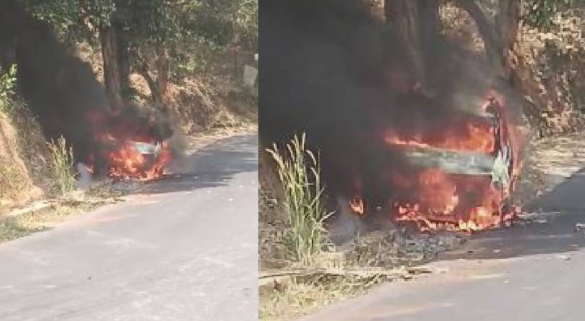 The car in which the family was traveling to vote in Kozhikode was burnt