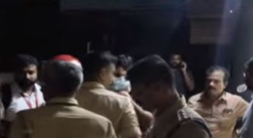 employees were found unconscious inside the bank in Thrissur