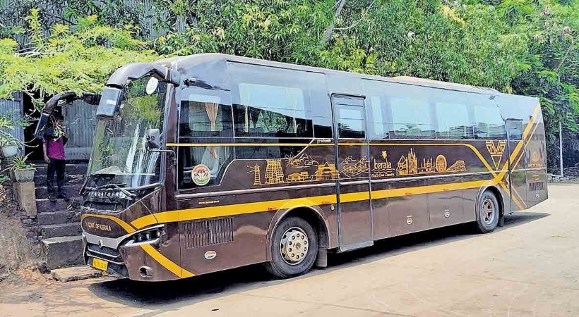 navakerala bus service kozhikode bengaluru