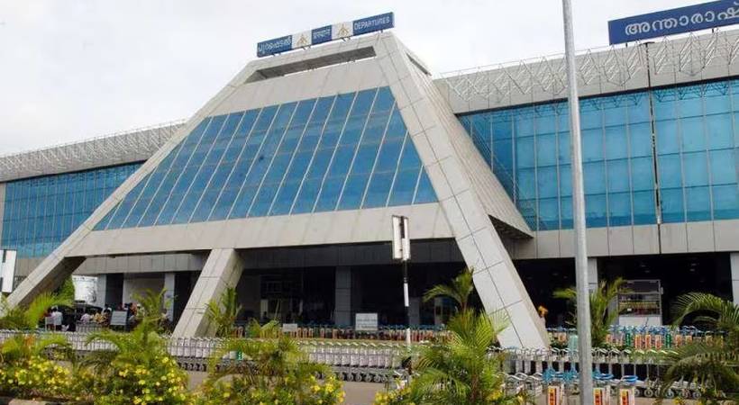 three flight services from karipur airport cancelled