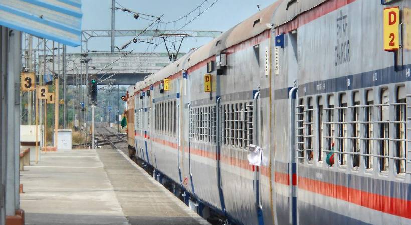 no stop for venad express at ernakulam south station