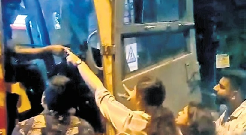 Weak sections were charged against Mayor and MLA in KSRTC dispute
