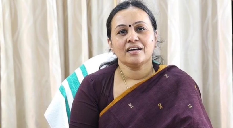 Health minister veena George meeting with medical college officials