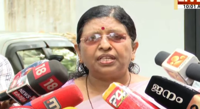 womens commission criticize police