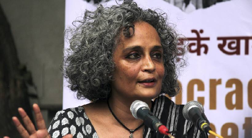 Delhi LG sanctions prosecution of Arundhati Roy