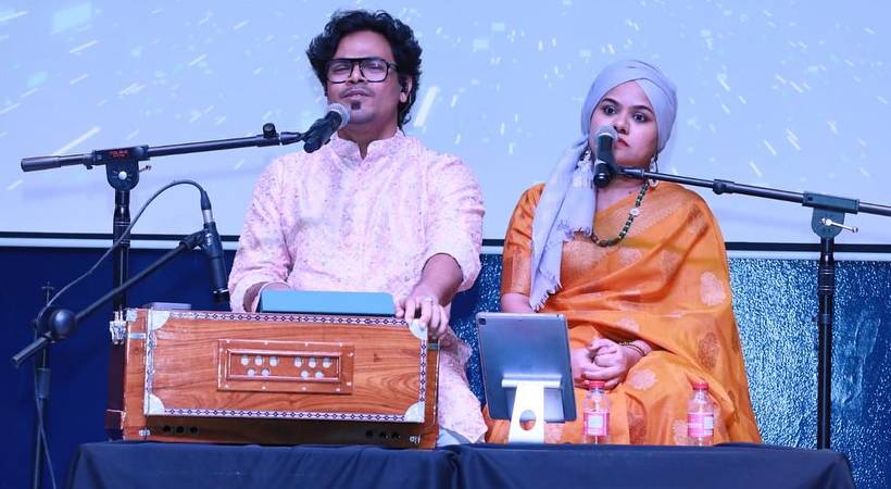Raaza Beegum arrives in Dammam for ghazal feast
