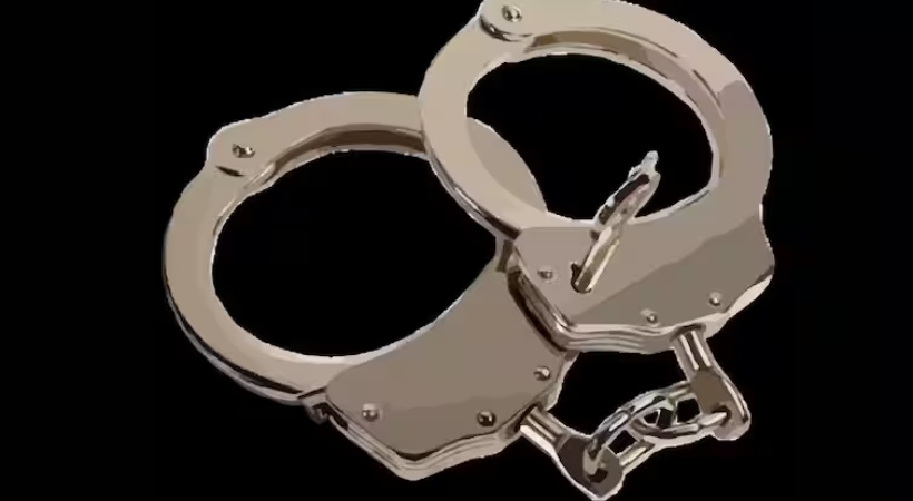 Serial Bride Arrested in UP Revealed to be HIV Positive