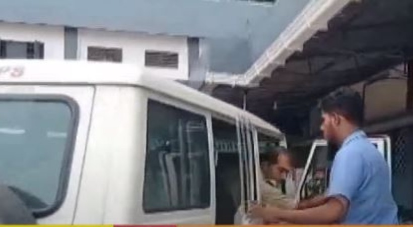 Gas cylinder explosion in Kollam Anchal 2 people injured