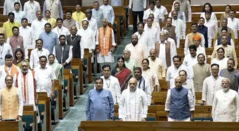 Lok Sabha session updates: Narendra Modi take oath as member of the House
