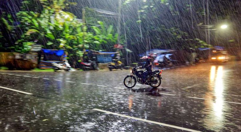 kerala rains red alert in three districts