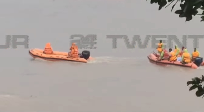 shirur landslide navy boat near the spot where they found lorry