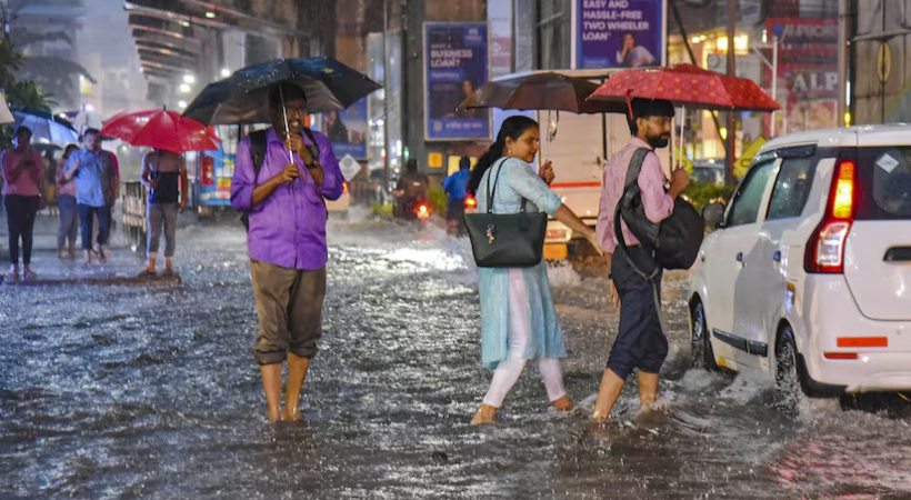 kerala rains holiday for schools in 12 districts