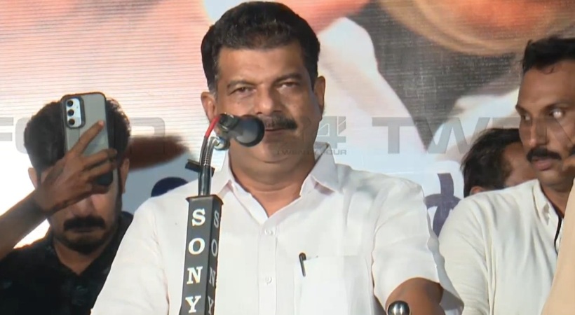 P V anvar Nilambur meeting updates allegations against police gold smuggling