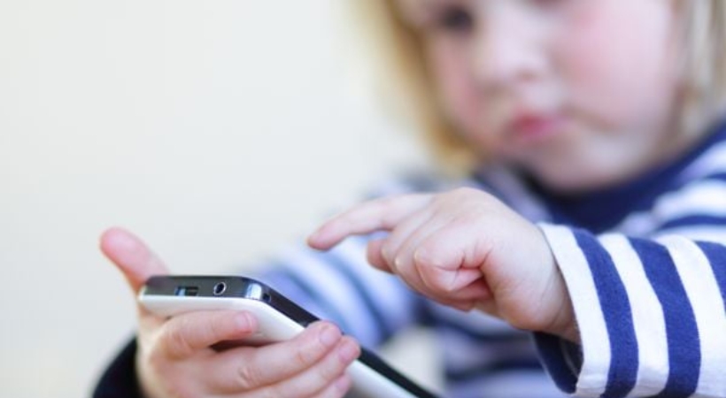 Sweden’s recommendations on children's screen time
