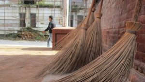 sweeper post