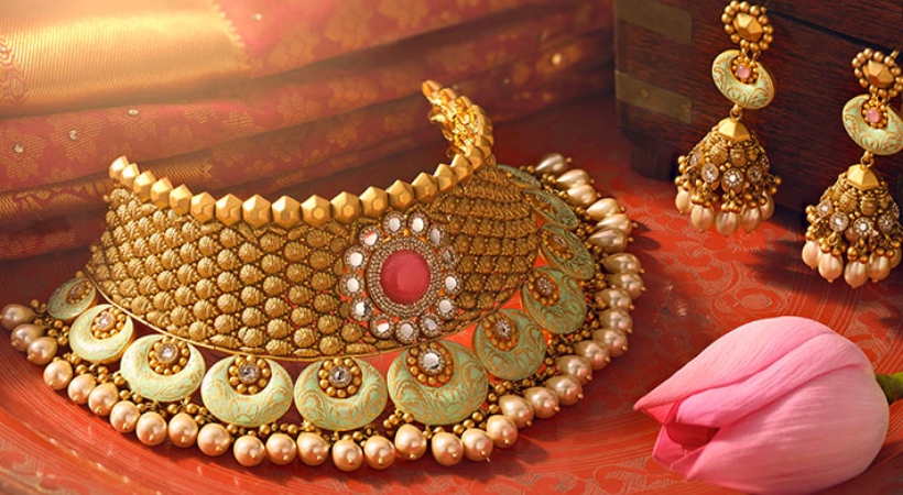 Gold price hikes kerala december 05