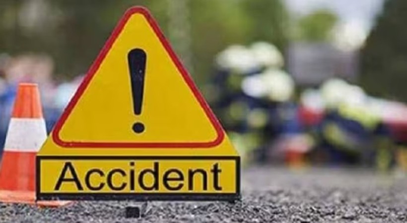 2 students died in car accident in Palakkad