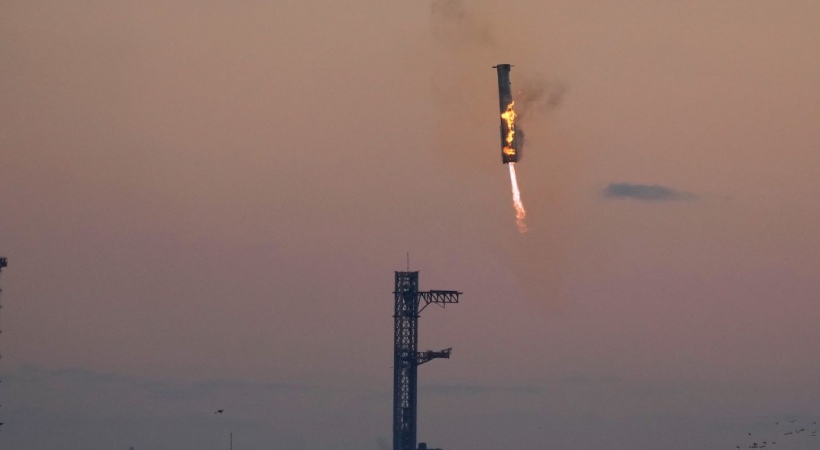 SpaceX launches Starship test flight 5