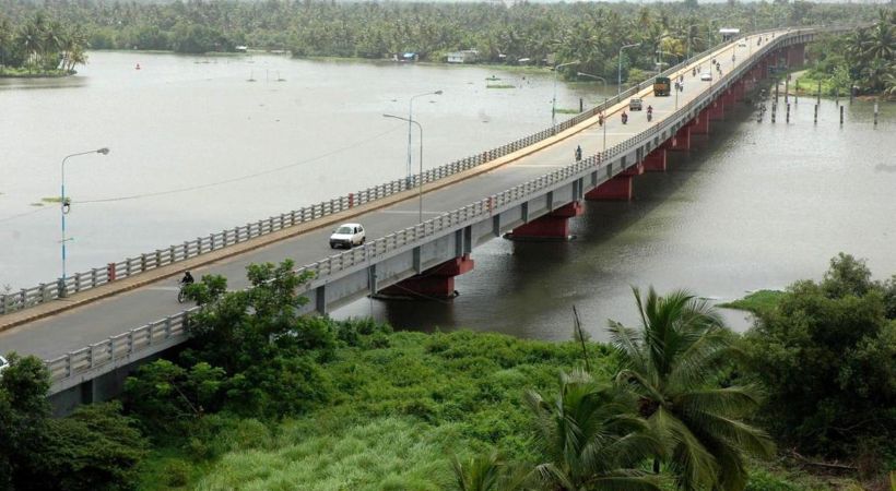 Kundannoor-Thevara bridge closing for one month