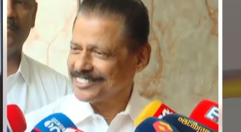 M V govindan slams Rahul Mamkoottathil in Palakkad raid issue