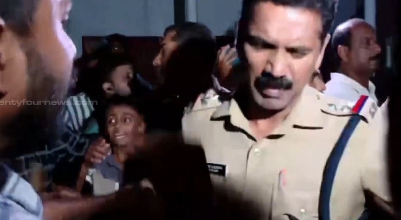 KMM college food poison protest updates