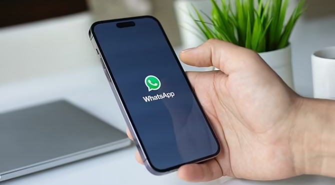 whatsapp iphone