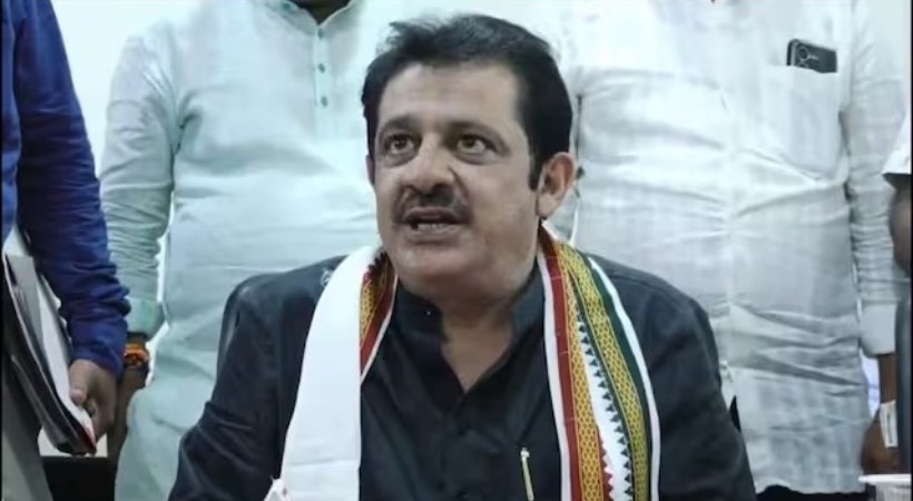 Give Me Suicide Bomb, I Will Go To Pakistan says Karnataka Minister