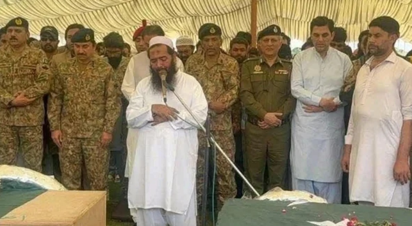 pak soldiers