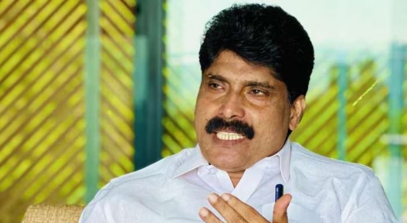 t siddique allegation kozhikode medical college fire