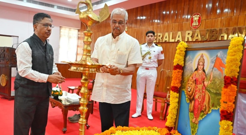 Governor slams minister p prasad and v sivankutty
