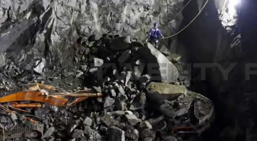 dead body of hitachi operator found konni quarry accident