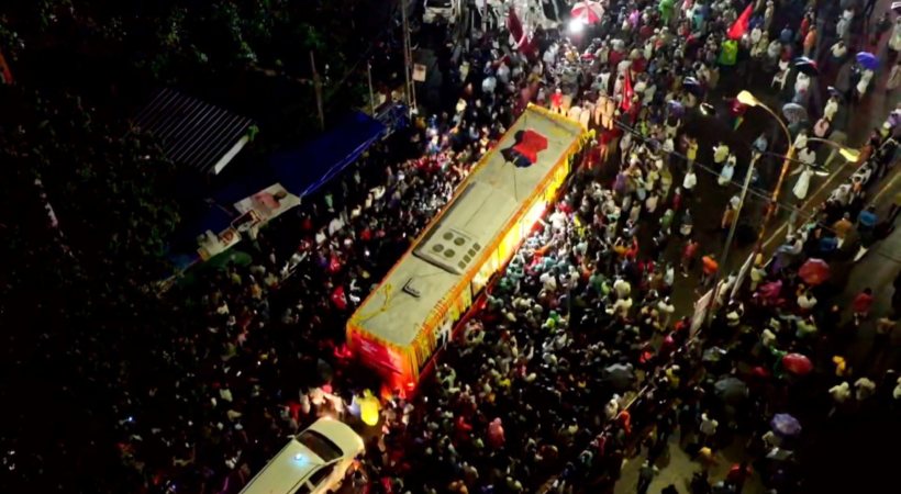 vs achuthanandan vilapayathra kollam