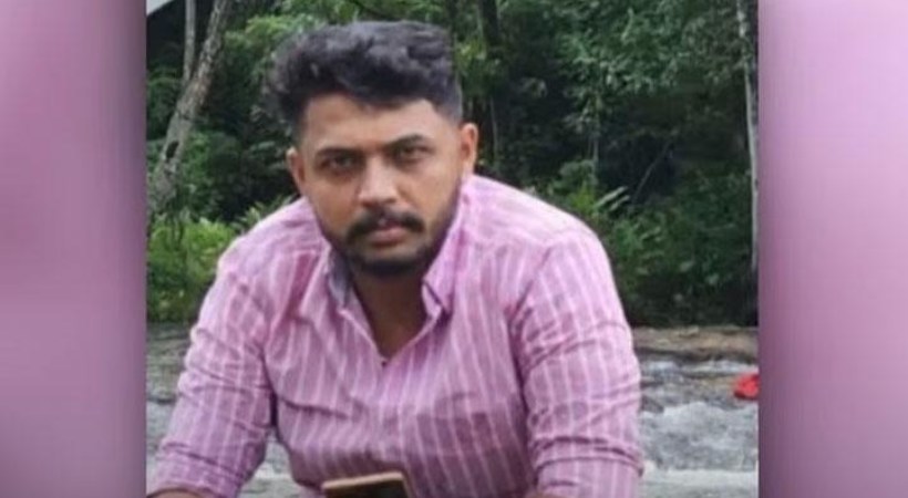 Indications that ansil was poisoned by his girlfriend