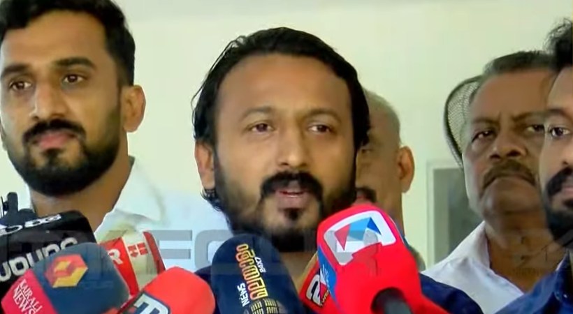 Rahul mamkoottathil released avanthika's call recording
