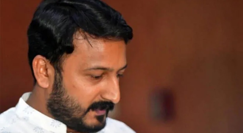 congress decision in rahul mamkoottathil's resignation after legal advice
