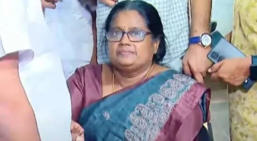 cpim rebel kala raju UDF candidate koothattukulam municipality