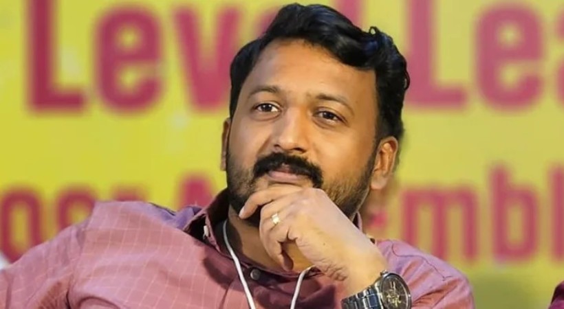 conflict in congress about rahul mamkoottathil participating in assembly meeting