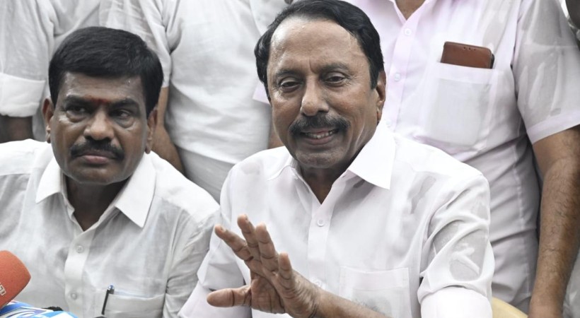 Sengottaiyan sets 10-day deadline for AIADMK unity talks